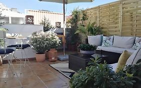 Sol y Malaga - Designer Duplex con Terraza y Parking