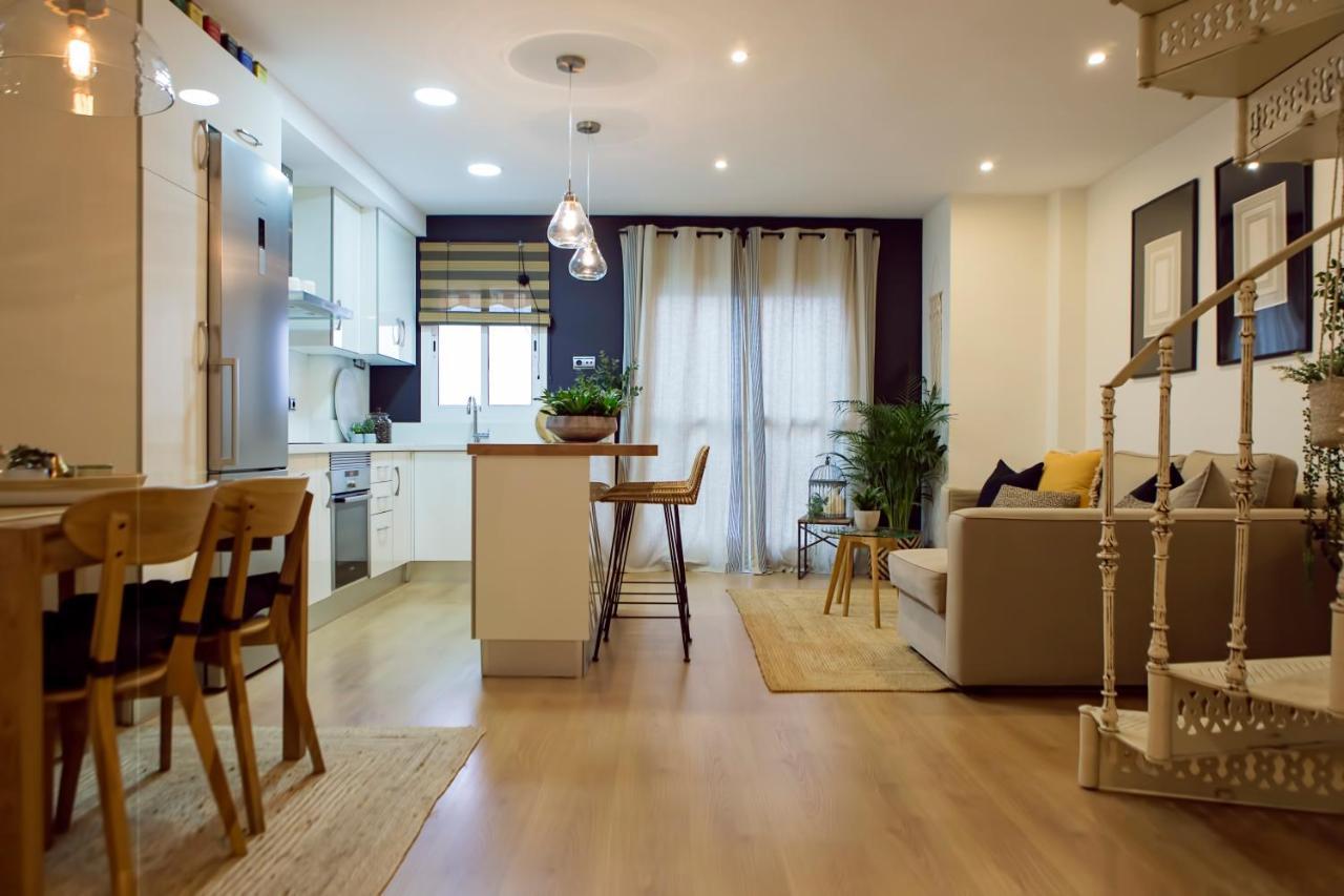 Apartamento Sol y Malaga - Designer Duplex con Terraza y Parking Exterior foto